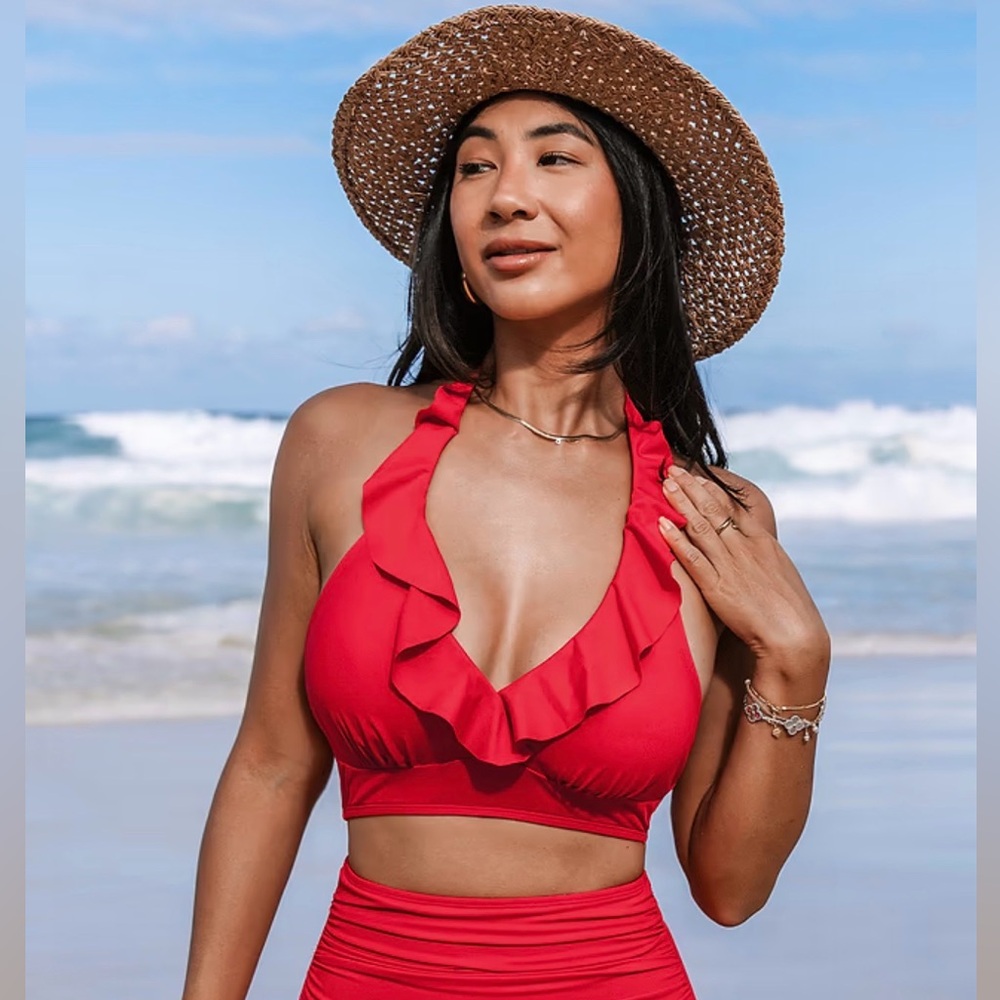CUPSHE Super Bloom Ruffled Bikini Top Size M NWT